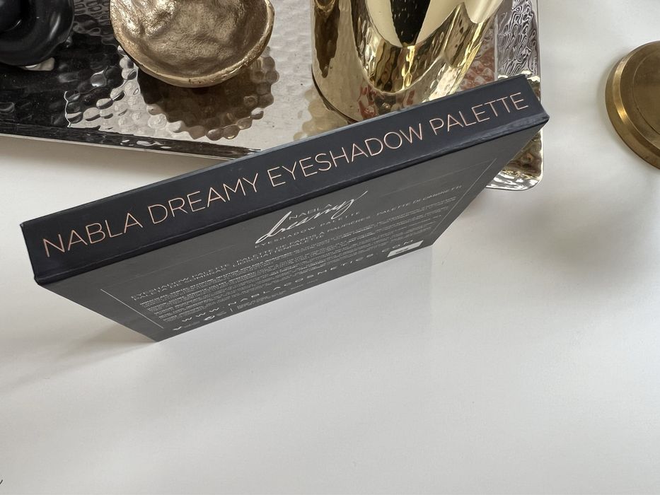 Paleta do oczu Nabla Dreamy Eyeshadow Palette