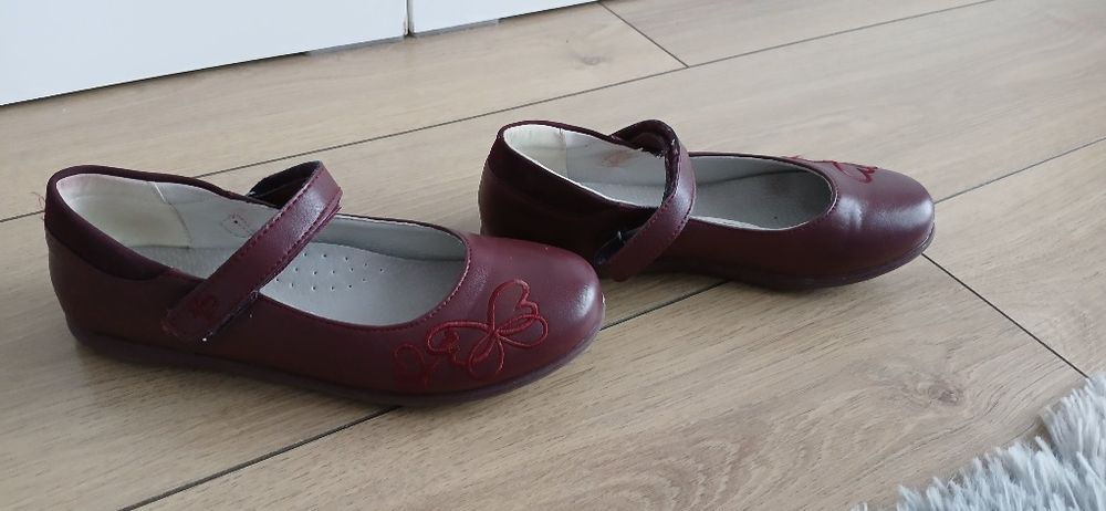 Bordowe balerinki skórzana wkładka r. 36