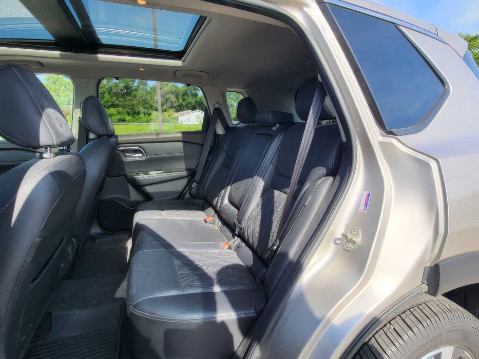 Nissan Rogue Platinum      2021