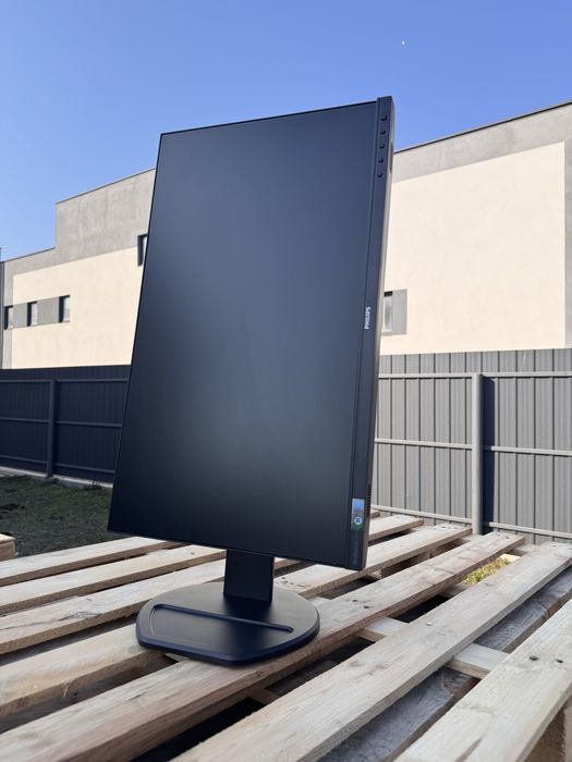 Philips 241B8Q 24" IPS /2023/ Full HD IPS/75Hz/монітор/250 кд/м²/40 шт
