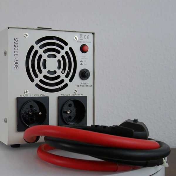 ДБЖ з правильною синусоїдою Volt Polska SINUS PRO 800 E 12V (500/800W)