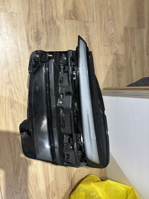 Фара ліва Tesla Juniper 2025 1918350-00-D