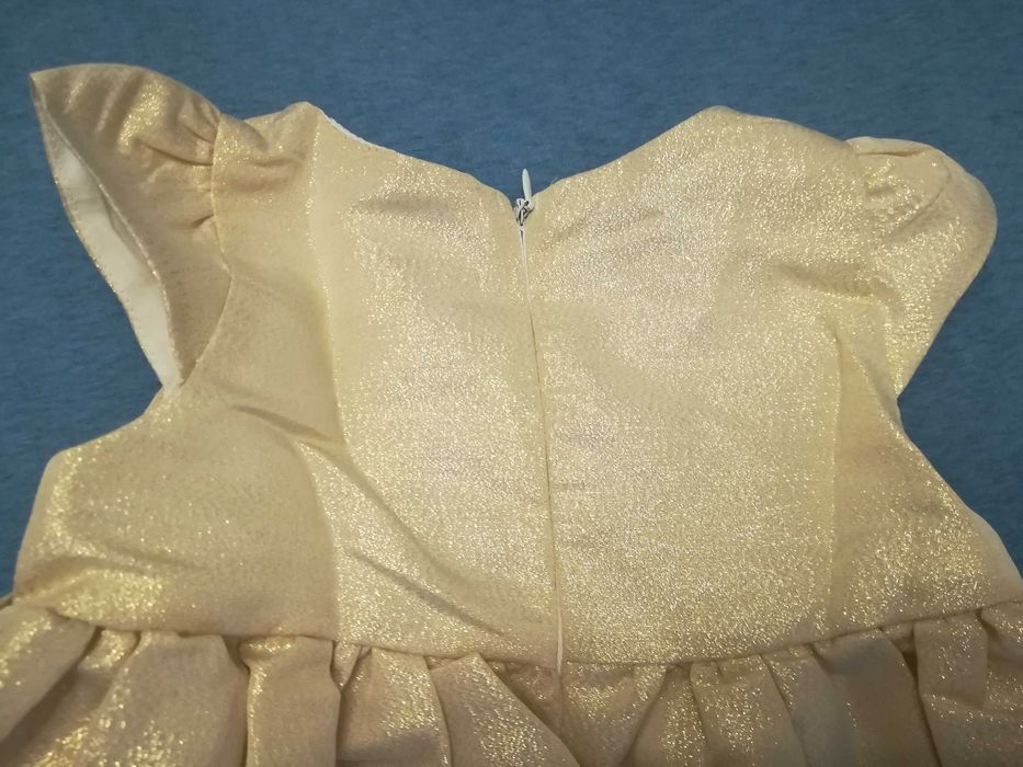 Sukienka r. 86 złota