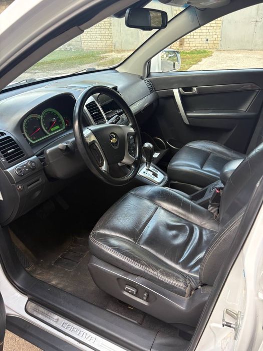 Chevrolet captiva 3.2 газ/бензин хорошее состояние