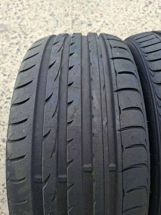 Шини 2шт 225/35 R20 Nexen N8000.