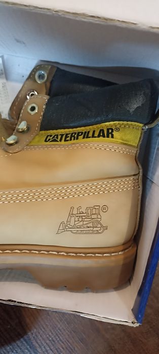 Продам чоловічі черевики Katerpillar