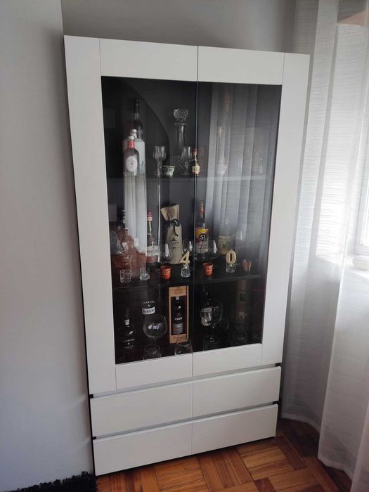 Vitrine em bom estado - Baixa de preço