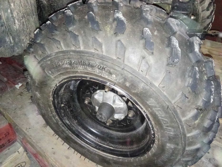 pneus carlisle trail wolf 25x10-12