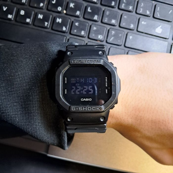годинник Casio DW-5600BBN