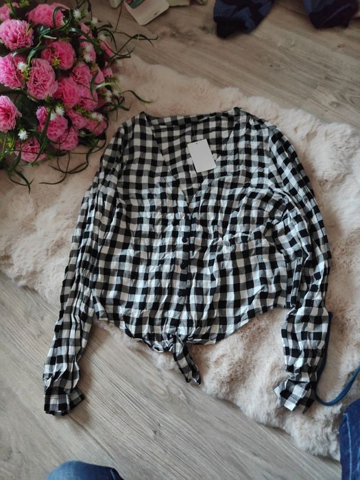 Paka ubrań damskich S 14 sztuk