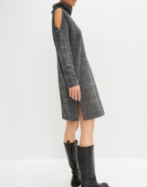 B.P.C sukienka dzianinowa odkryte ramiona ^40/42