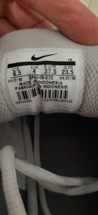 Кросівки nike 37,5 р