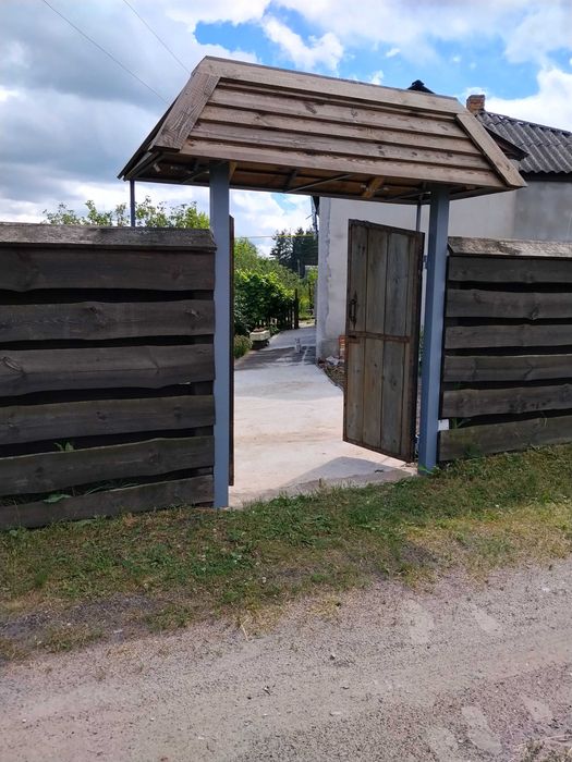 Продам великий будинок зі всіма зручностями в с. Кручик (10 км від Богодухова)