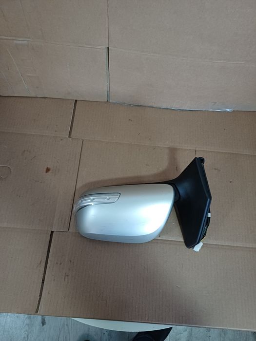 Lusterko wsteczne lewa strona toyota avensis T-25fl 9pin