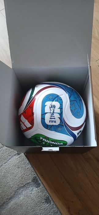 Piłka adidas fifa 2026