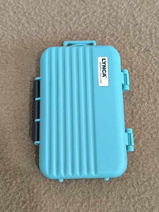 Caixa para cartões de memória64584706789762121