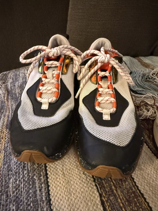 PUMA Thunder Electric