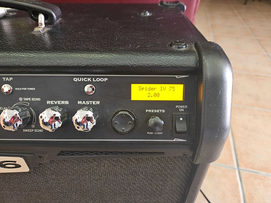 Amp Line 6 Spider IV 75w + Pedal FBV MKII