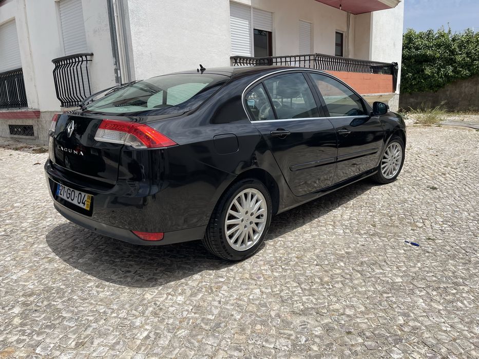 Renault Laguna — fotografia 5