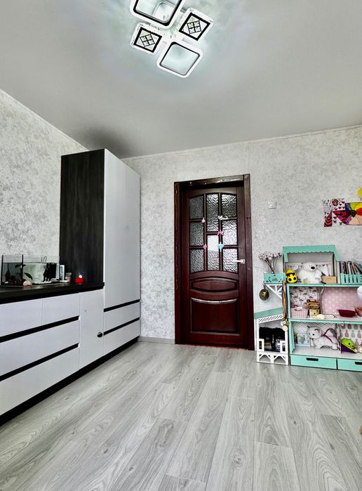 Красива 4-кімнатна з РЕМОНТОМ! Гарне планування! Найкращий район! A11