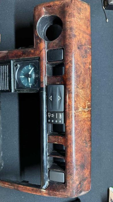 Peças Range Rover P38 — moldura central madeira, botões EAS, luzes e 2 auto-rádios