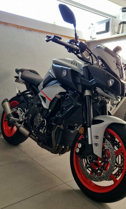 Yamaha MT10 2020 | 2.700km | SC -Project | como nova