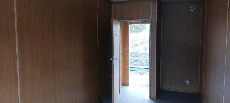 Kontener biurowy 20 socjalny z przedsionkiem - stan bdb, niemiecki