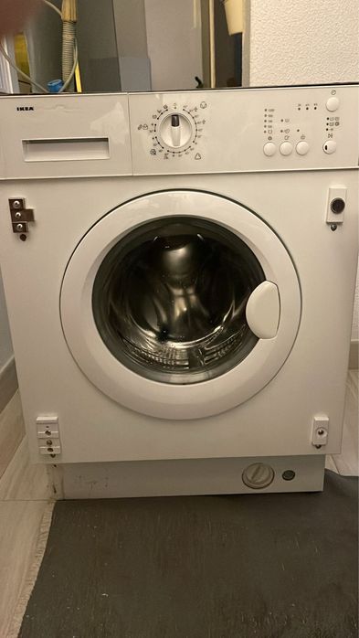 Maquina de lavar em perfeito estado de funcionamento