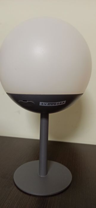 Lampka nocna LED usb