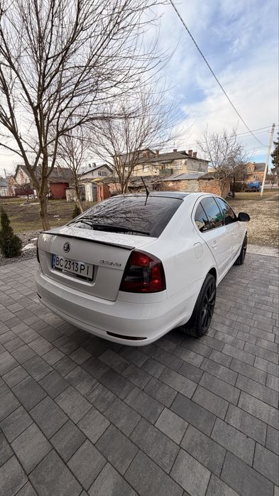 Skoda Oktavia A5 2012 - Офіційна