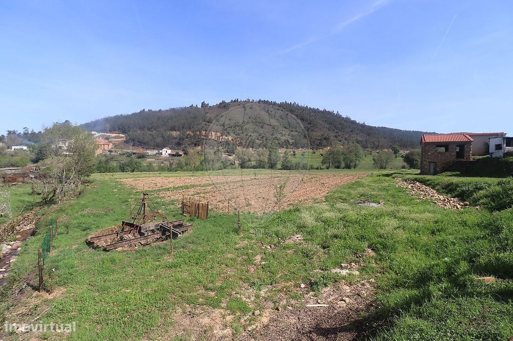 T2 Country House for Sale