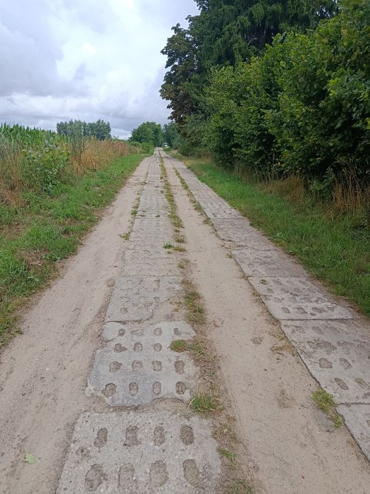 Sprzedam działkę rolno-budowlaną