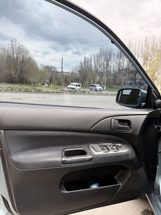 Mitsubishi Lancer IX 2008 год на автомате!!