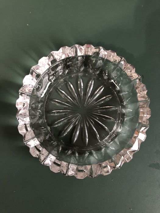 Cinzeiro ou taca da marca zcristal Atlantis novo