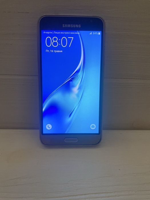 Робочий Samsung Galaxy J3