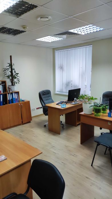 Оренда офісних приміщень, 45 кв.м., м. Чернігів, вул. Гонча, буд. 84.