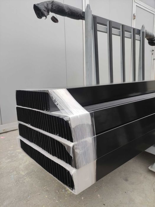 profil ocynlowany i malowany proszkowo antracyt 100x20 sztacheta stal