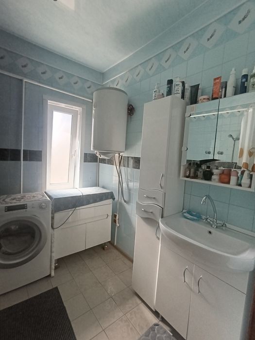 Оренда будинку 2 поверхи,Шевч.р-н (можливо 2 родини)