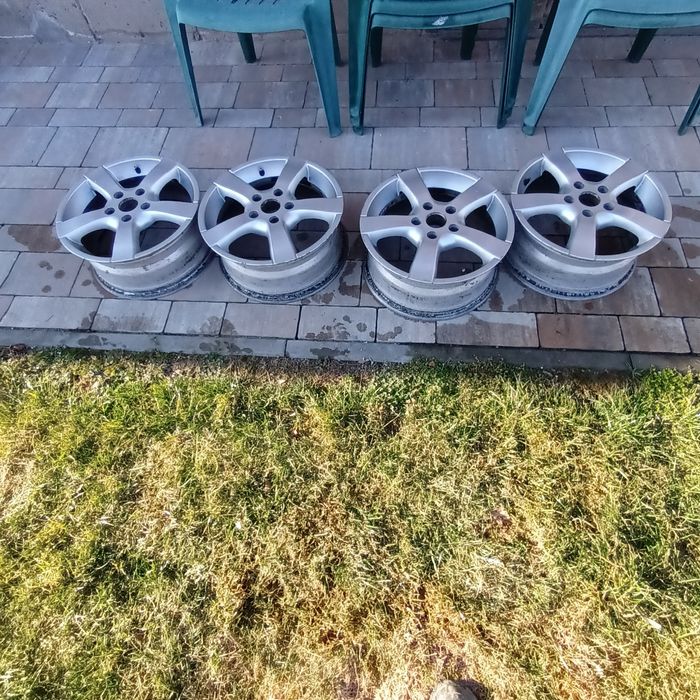 Felgi aluminiowe używane.