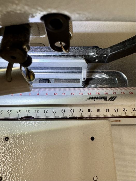 Dziurkarka bieliźniana elektroniczna JACK T1790BS-2