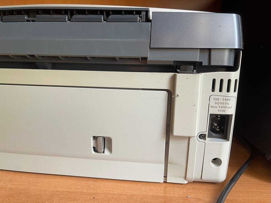 Принтер HP  photosmart c7180 (принтер, ксерокс, сканер)