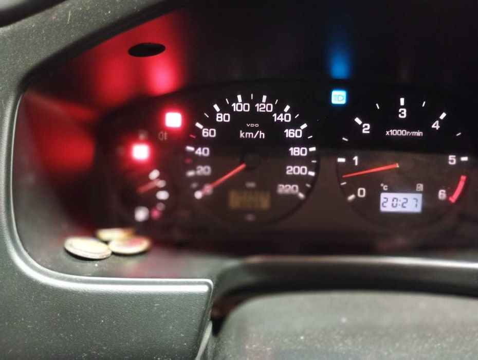 Vendo Nissan primeira em excelente Estado