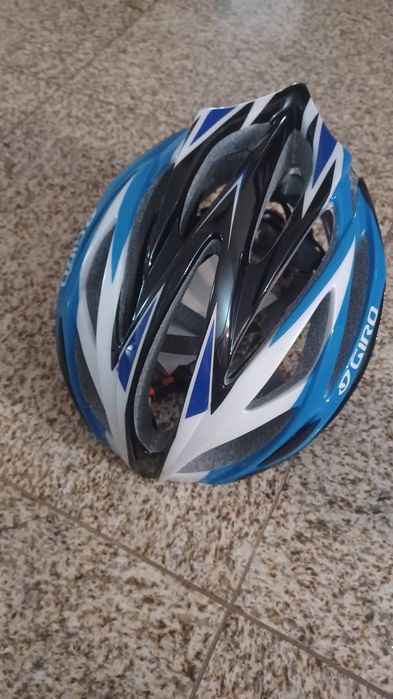 Capacete Giro LiveSTRONG (novo)