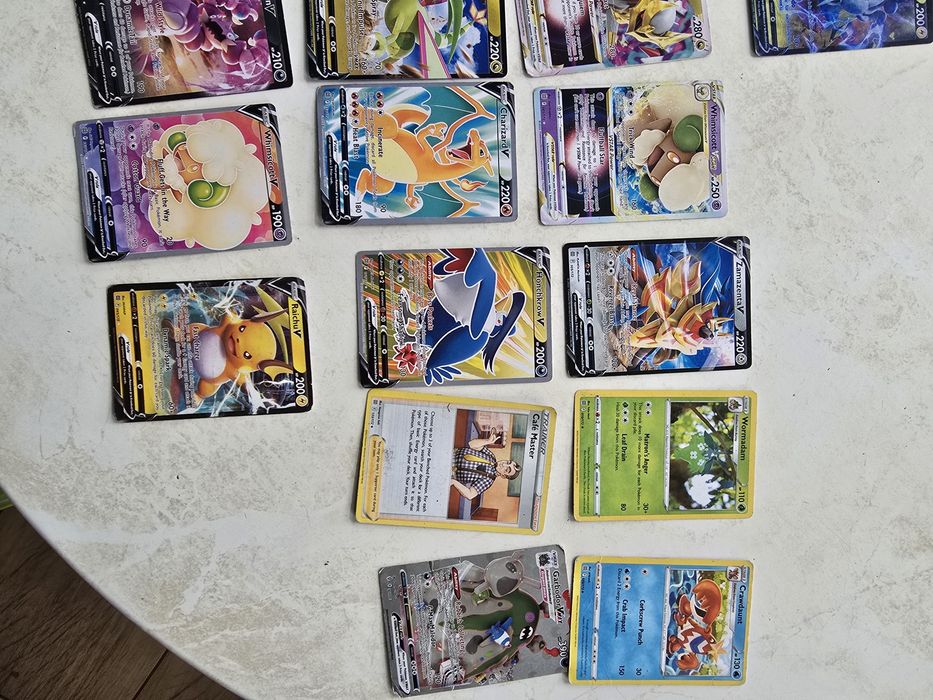 Pokemon karty 34 sztuki