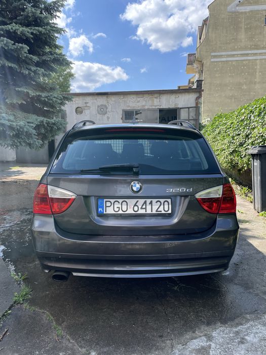 Bmw e 90  320d.