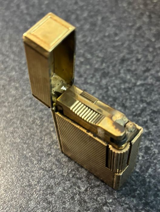 Isqueiro Dupont Original (Ouro)