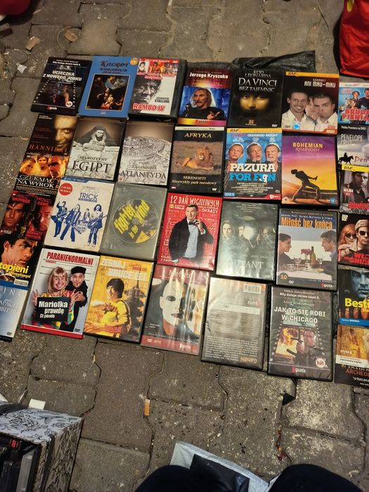 Zestaw używanych różnych filmów dvd