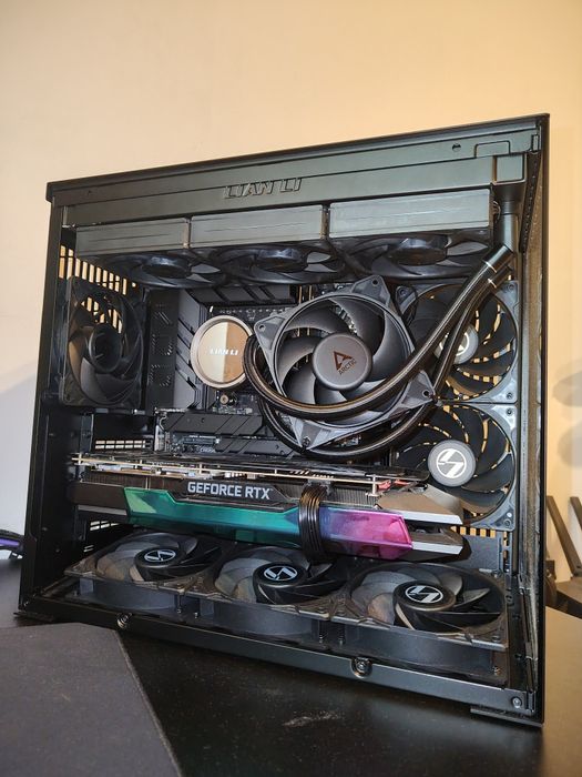 Nvidia rtx 4070 ti super zotac amp holo