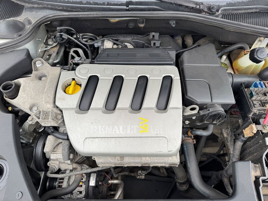 Renault Laguna 2 2002 a gasolina para peças