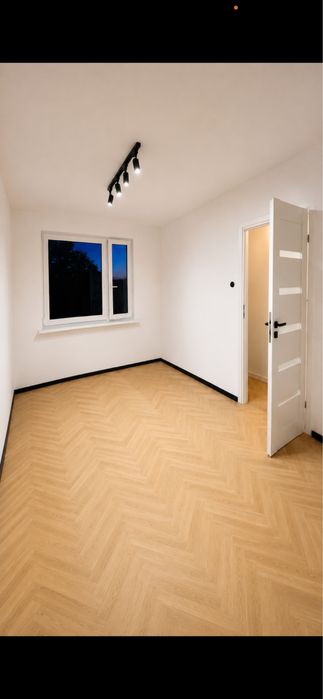 Sprzedam kawalerkę 25.2m² w samym centrum Gdyni Wzgórze Św. Maksymiliana. Zapraszam na prezentację